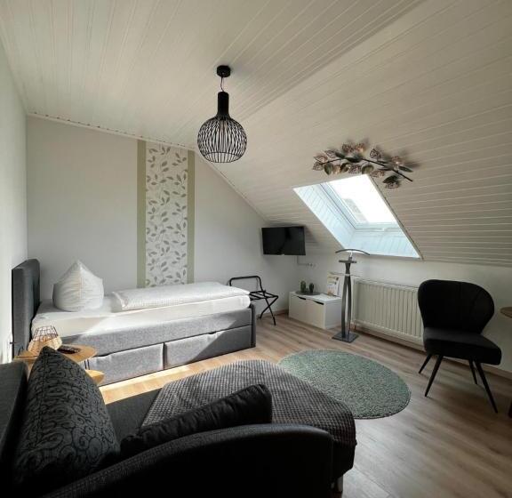 بنسيون Landgasthof Kanz