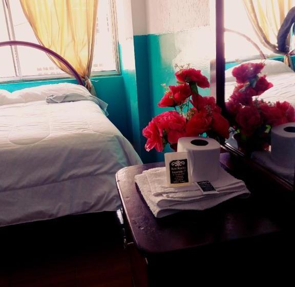 پانسیون Nápoles Emperador Ii