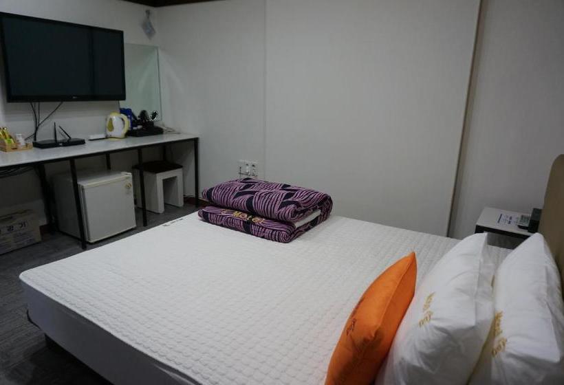 汽车旅馆  Busan Gwanganri Gung