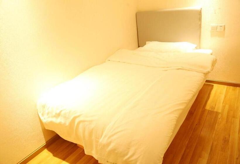 בית מלון כפרי 7days Inn Neijiang Longchang Xinhua Street Branch