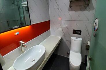 هتل 7days Premium Qingzhou Development Zone Wanlong Shopping Center Branch