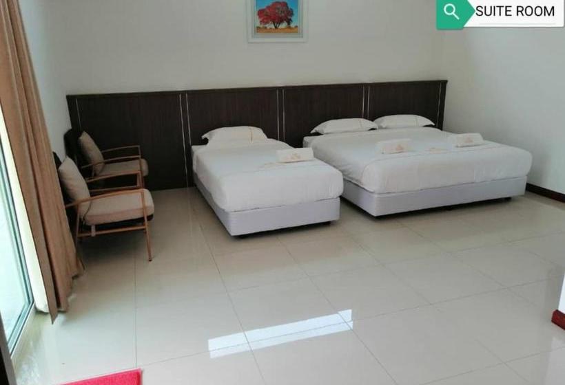 هتل D View Holiday Home