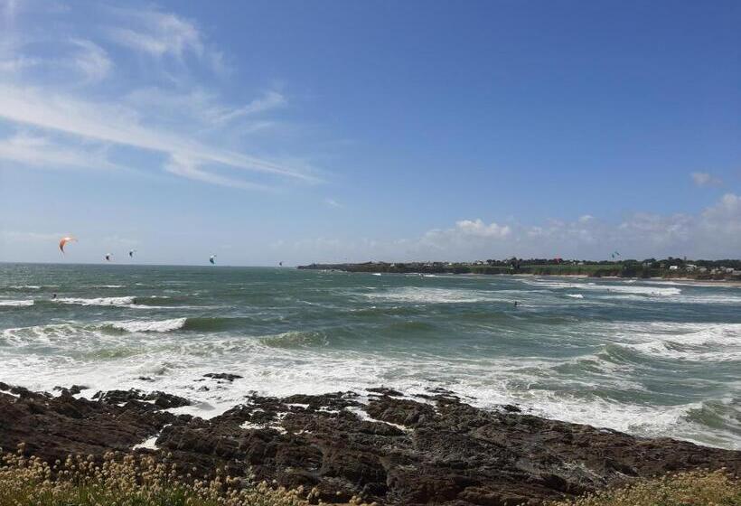 酒店 Home Des Pins Sarl