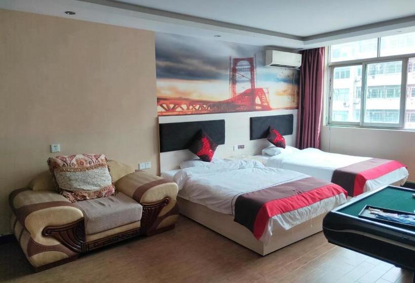 Jun Hotels Nanchang Honggutan New District Cuiyuan Road Subway Station