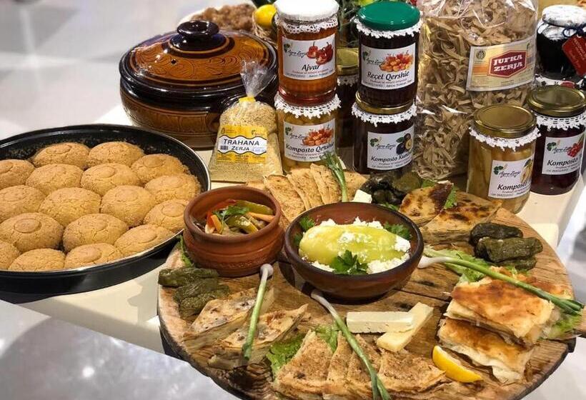 هتل Nëna Dashuri Agroturizëm