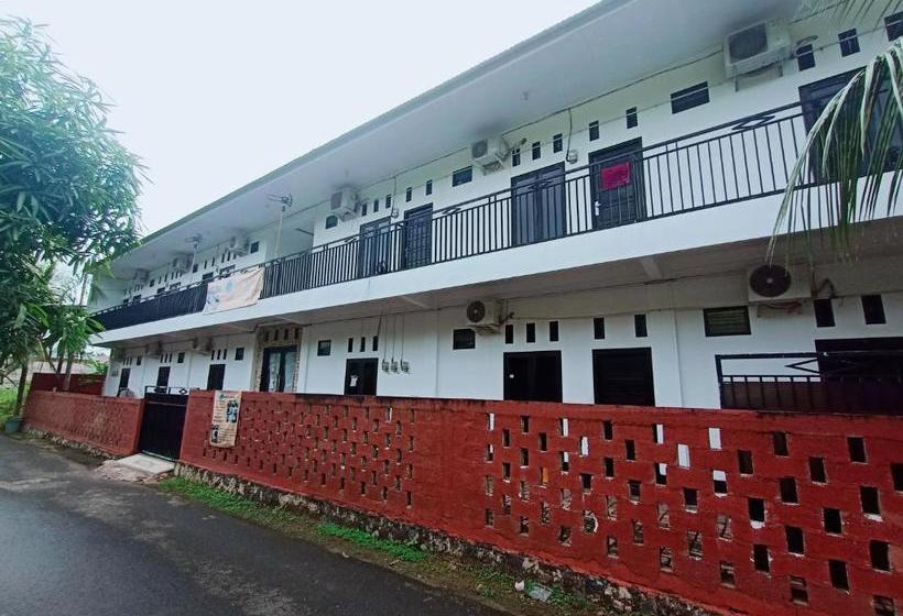 هتل Oyo 3748 Rn Guest House