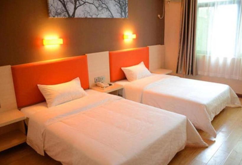 בית מלון כפרי 7 Days Premium Dalian Zhuanghe Huanghai Avenue