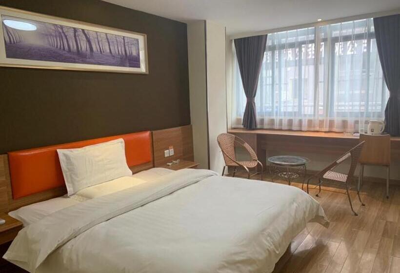هتل 7days Inn Yingshang Lan Star Building Materials Market