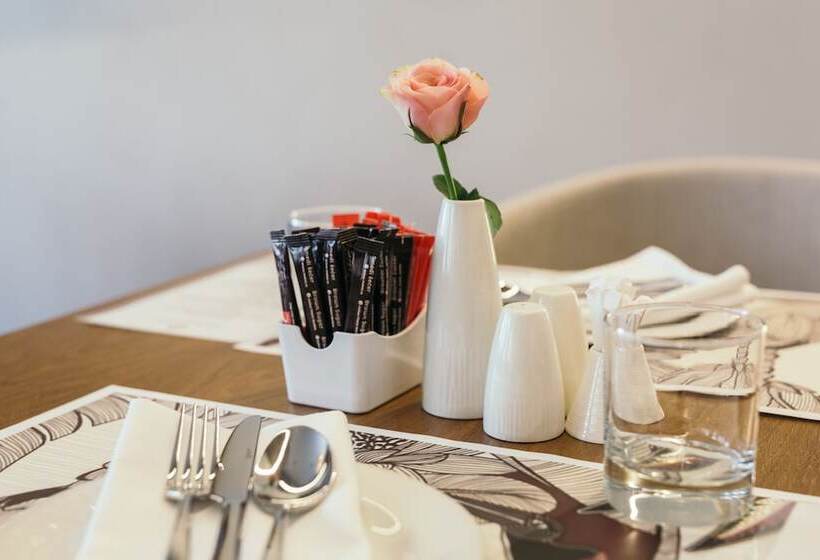 Central Point Hotel Beograd