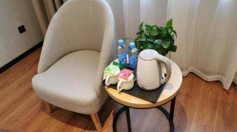 هتل Greentree Inn Ganzhou Gan County Bus Station