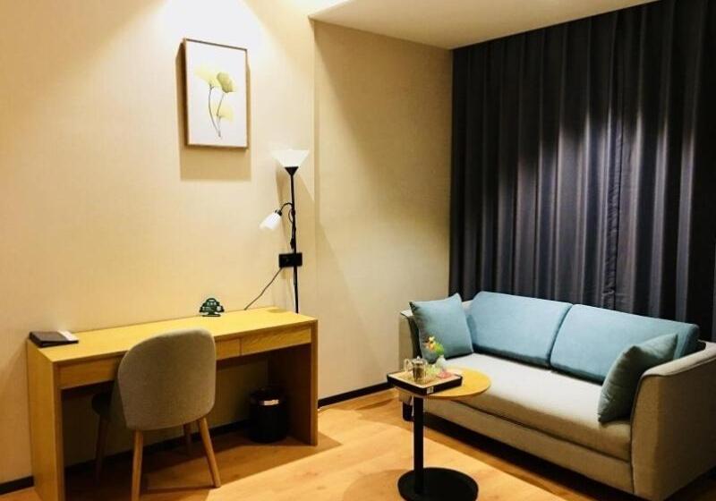 هتل Greentree Inn Zhengzhou Airport