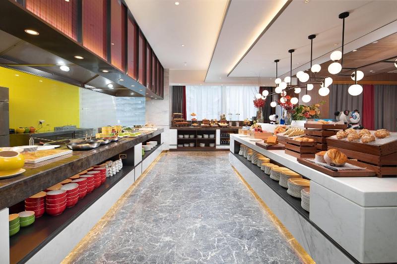هتل Hampton By Hilton Changchun Ziyou Road
