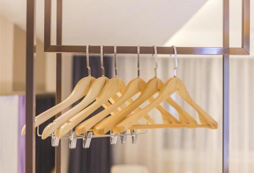 Lavande Hotels· Beijing Jiuxianqiao Dongfeng South Road