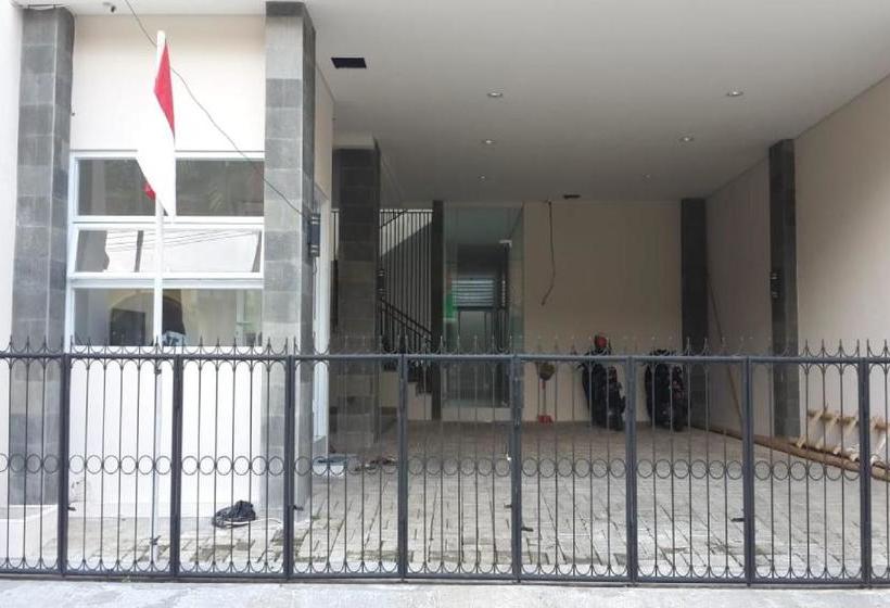 فندق Reddoorz Syariah Near Unsoed