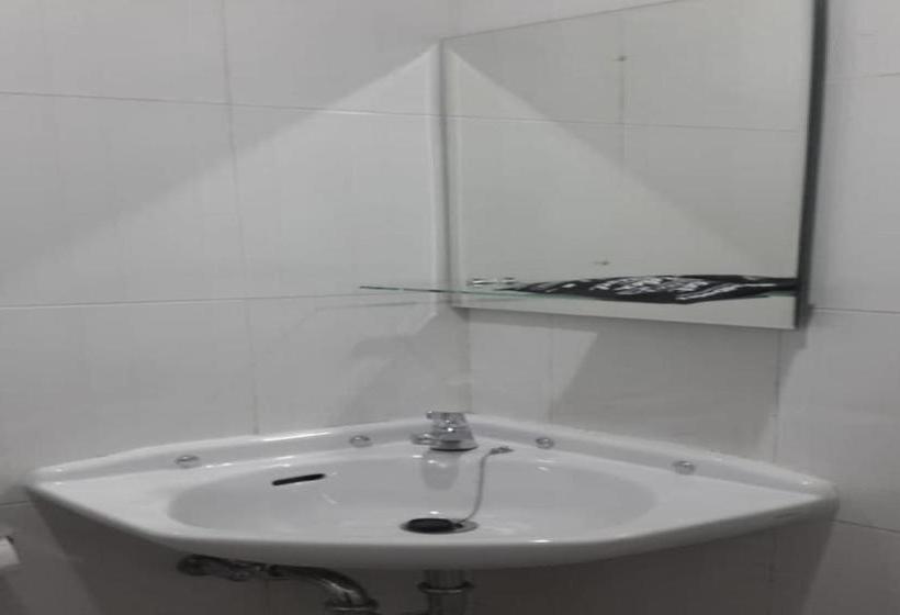 فندق Reddoorz Syariah Near Unsoed