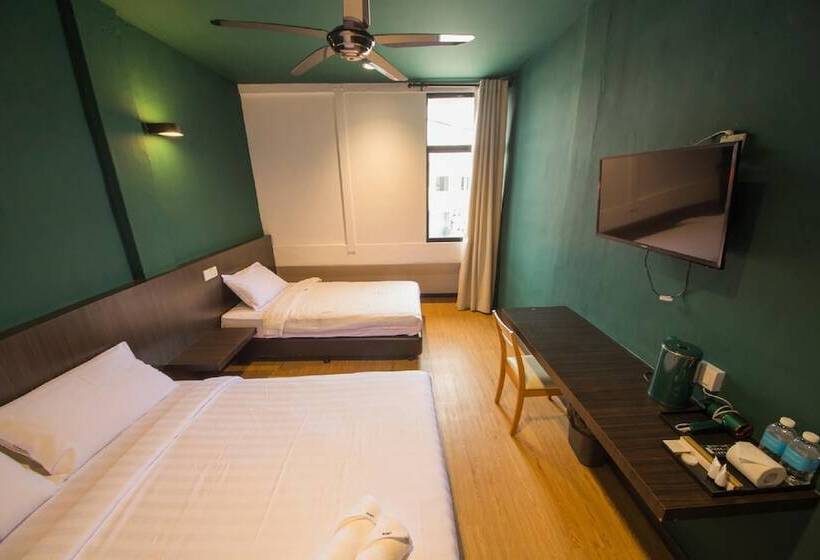 هتل Room V Jalan Jenang