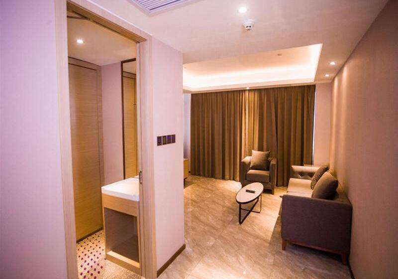 Lavande Hotel Dongguan Houjie Convention Cente Shanmei Subway Station