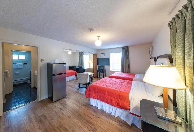 مُتل Choice Inn By The Falls