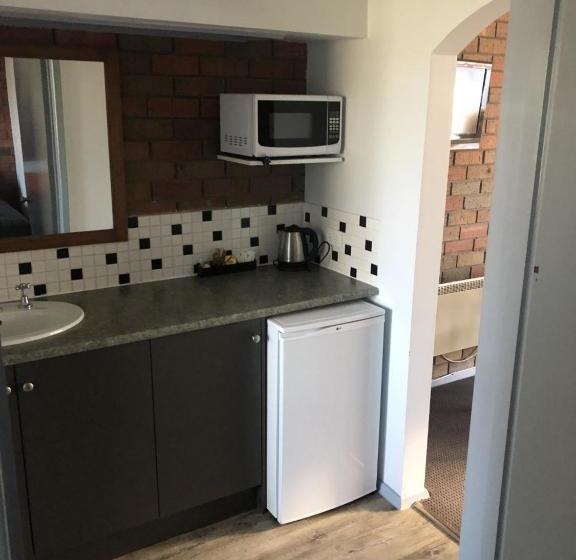 Creswick Motel