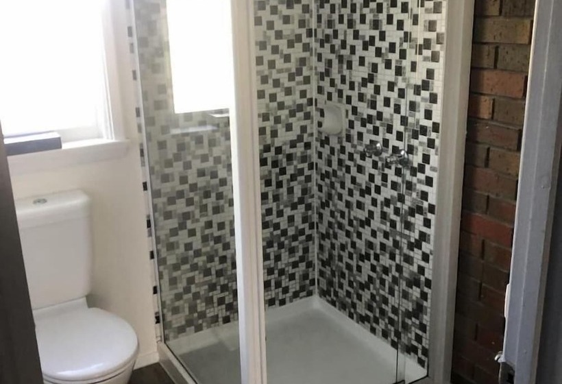 Creswick Motel