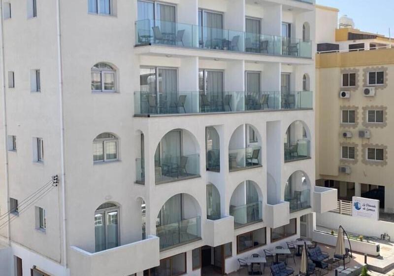 هتل La Veranda