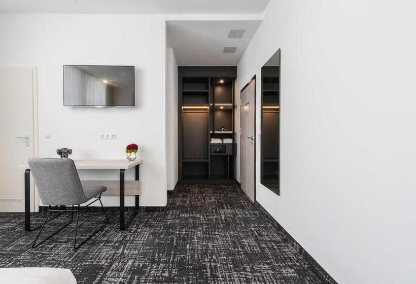 Libarty Hotels