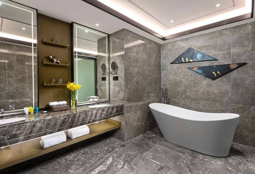 فندق Ramada By Wyndham Jianyang