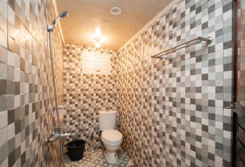 هتل Reddoorz Syariah At Bumi Siliwangi Residence Padang