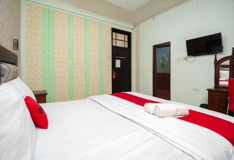 هتل Reddoorz Syariah At Bumi Siliwangi Residence Padang