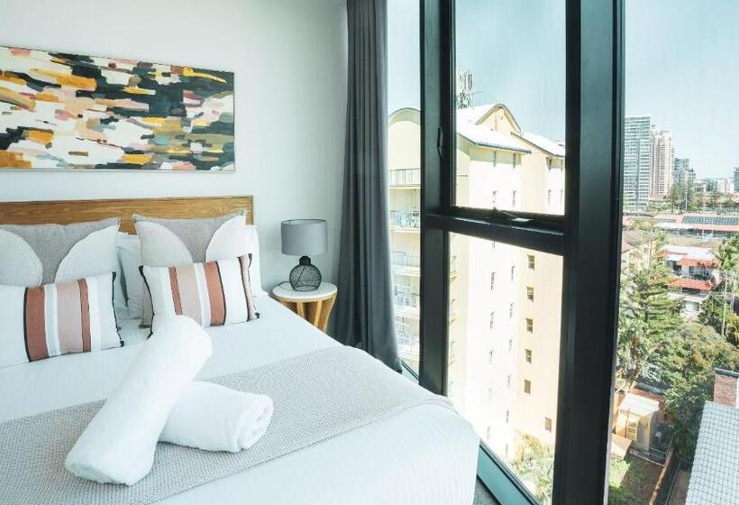 استراحتگاه Vue Broadbeach   Official