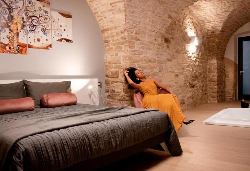 Suite 123 Luxury B&b Con Jacuzzi