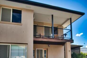 تختخواب و صبحانه Mount Gravatt Guesthouse