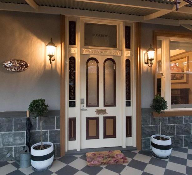 住宿加早餐  The Oaks Lilydale Accommodation