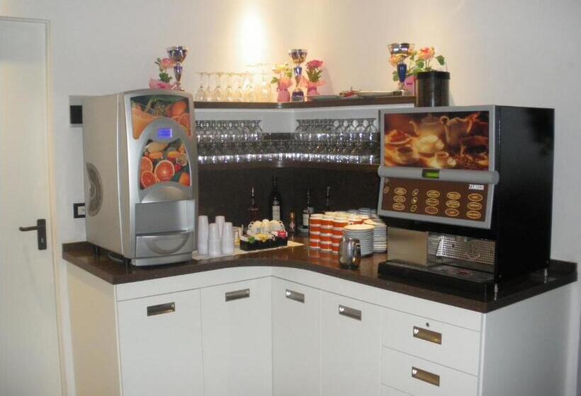 בית מלון כפרי Amedeo