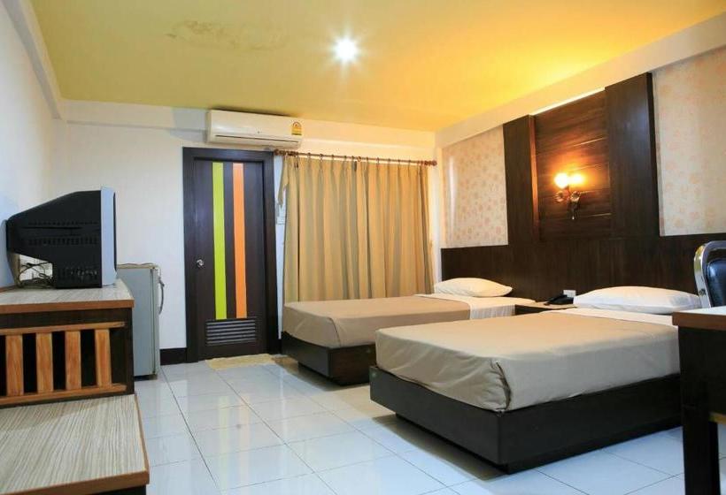 Phakawan Apartment