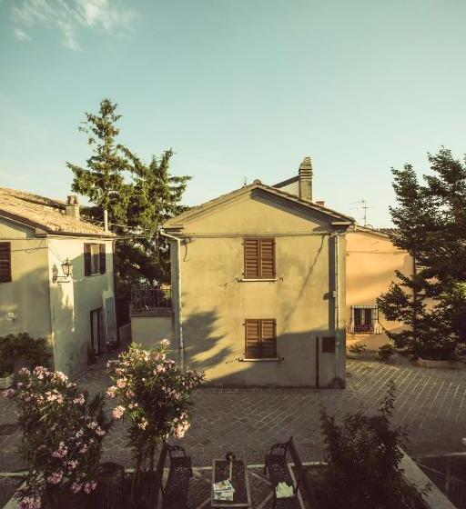 ベッドアンドブレックファースト La Finestra Sul Cortile