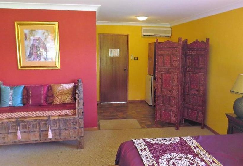 Gumtree On Gillies Bed And Breakfast