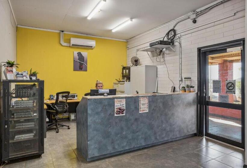فندق على الطريق Aaok Karratha Caravan Park