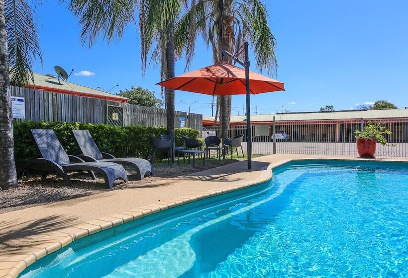 汽车旅馆  Clermont Country Motor Inn