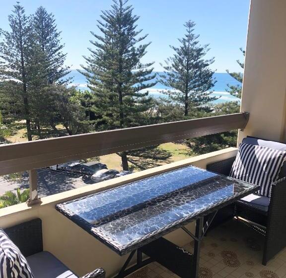 Oceania On Burleigh Beach