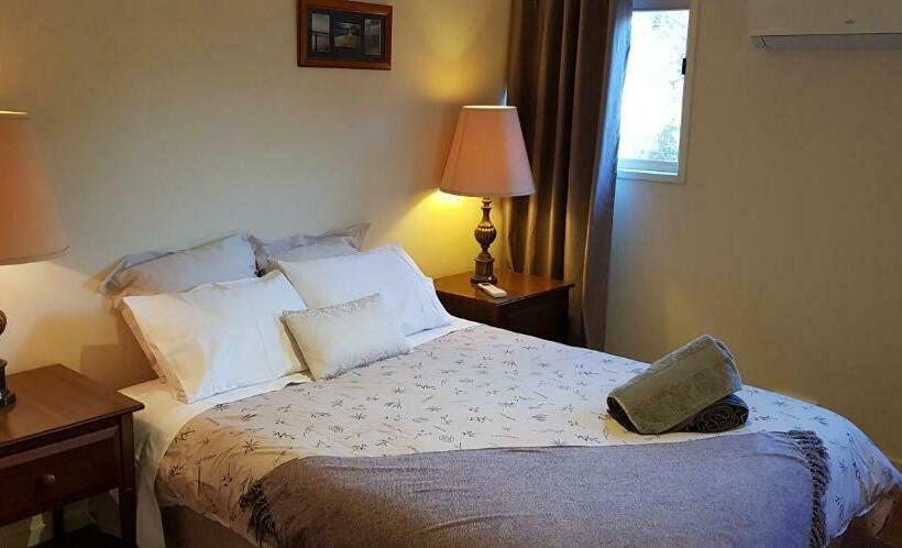 ペンション Oaktree Guest House