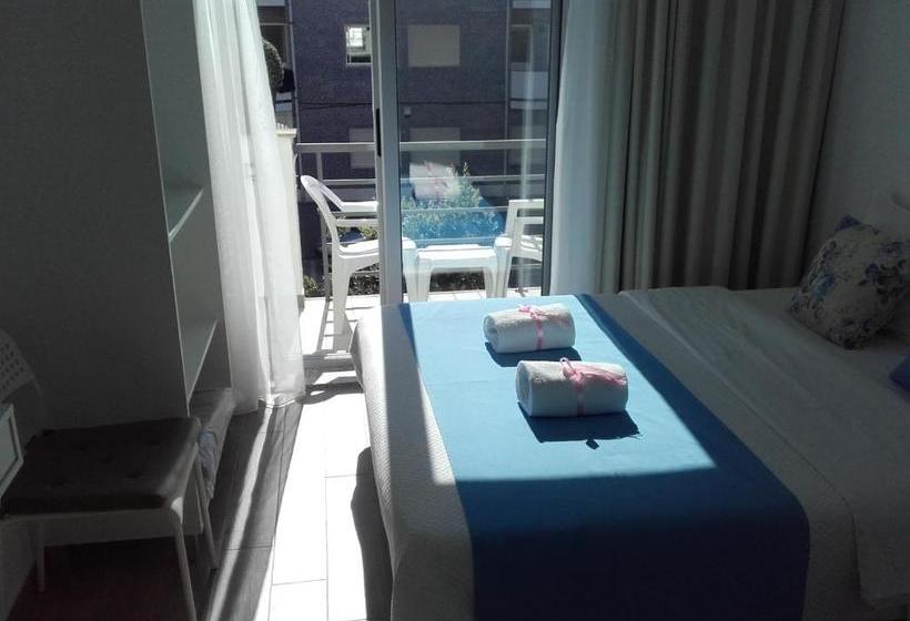 ペンション Residencial Tropicália Al