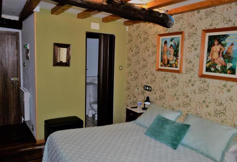 پانسیون Casa Apilladeira