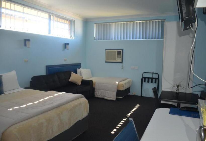 Tall Timbers Motel