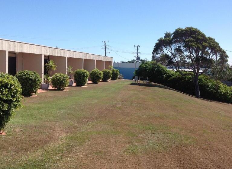 Tannum Sands Hotel / Motel
