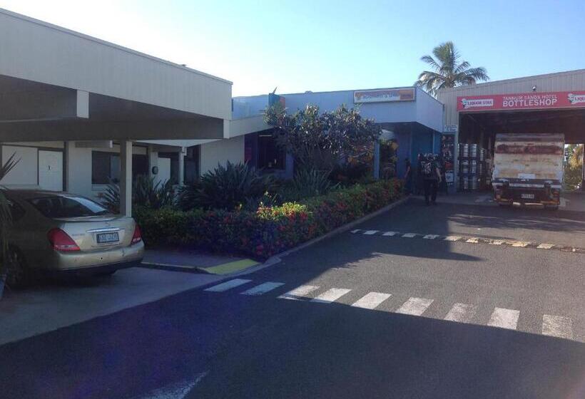 Tannum Sands Hotel / Motel