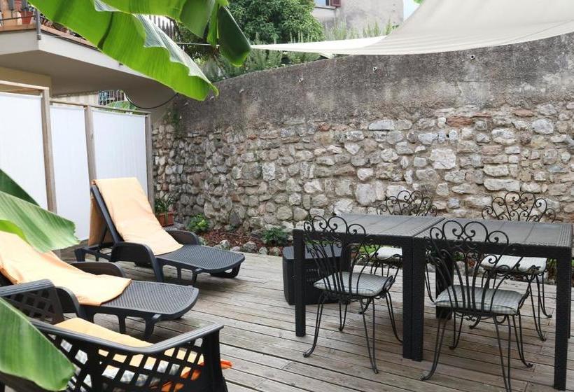 B&b Casa Elena Room And Apartments With Parking