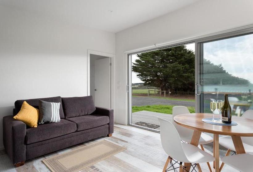 Отель Bimbadeen Phillip Island Farm Retreats