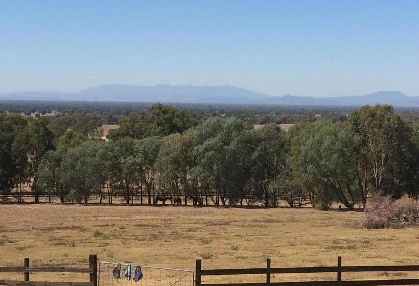 בית מלון כפרי Warby Cottage