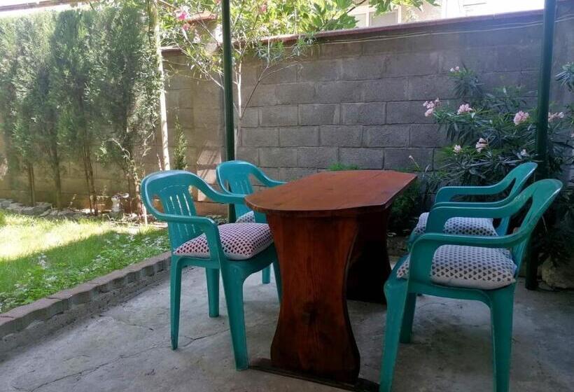 پانسیون Guest House Sokratovi